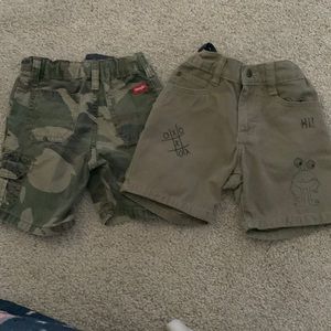 Wrangler boys shorts to pair in great condition size4T great condition
